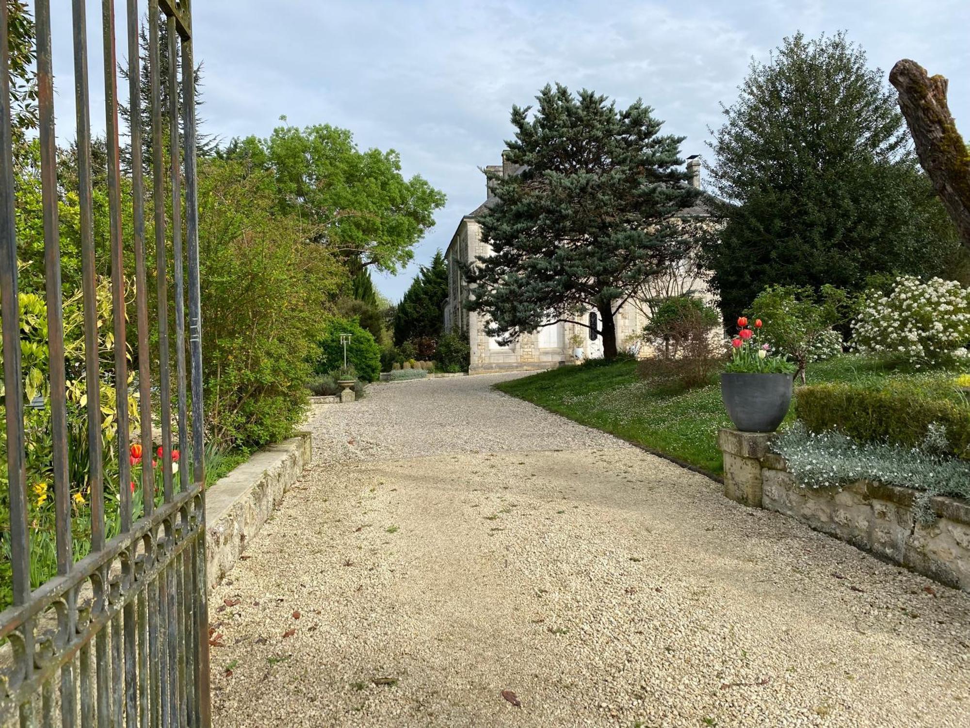Domaine De La Perthuiserie Saint-Porchaire Buitenkant foto